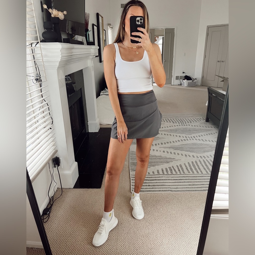 Pleated amazon athletic skort size medium